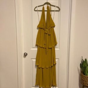 yellow/gold long dress.